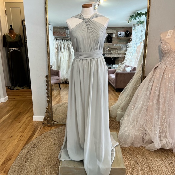 Sorella Vita Gown - Picture 1 of 3